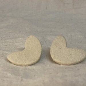 Boucle d'oreille cœur blanche