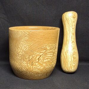 Mortier et pilon en hêtre massif