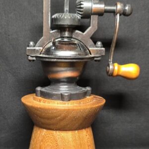 Moulin rustique à poivre, en orme massif